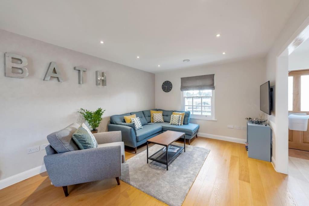 הוילה באת' Fantastic 3-Bed House With Parking מראה חיצוני תמונה